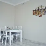 Grochowska Apartment